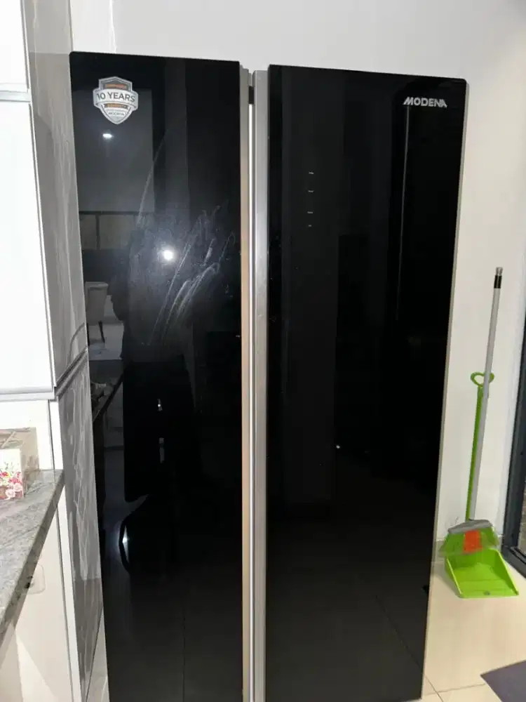 Kulkas Modena 2 pintu rf 2552 l
