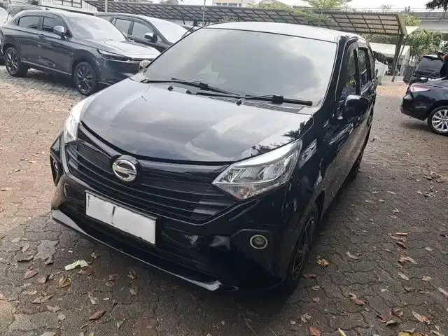 KM Rendah - Daihatsu Sigra 1.2 X Bensin-AT 2021