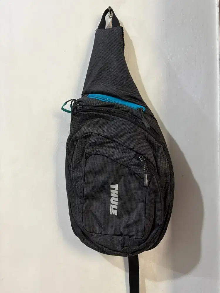 THULE Legend Sling Bag