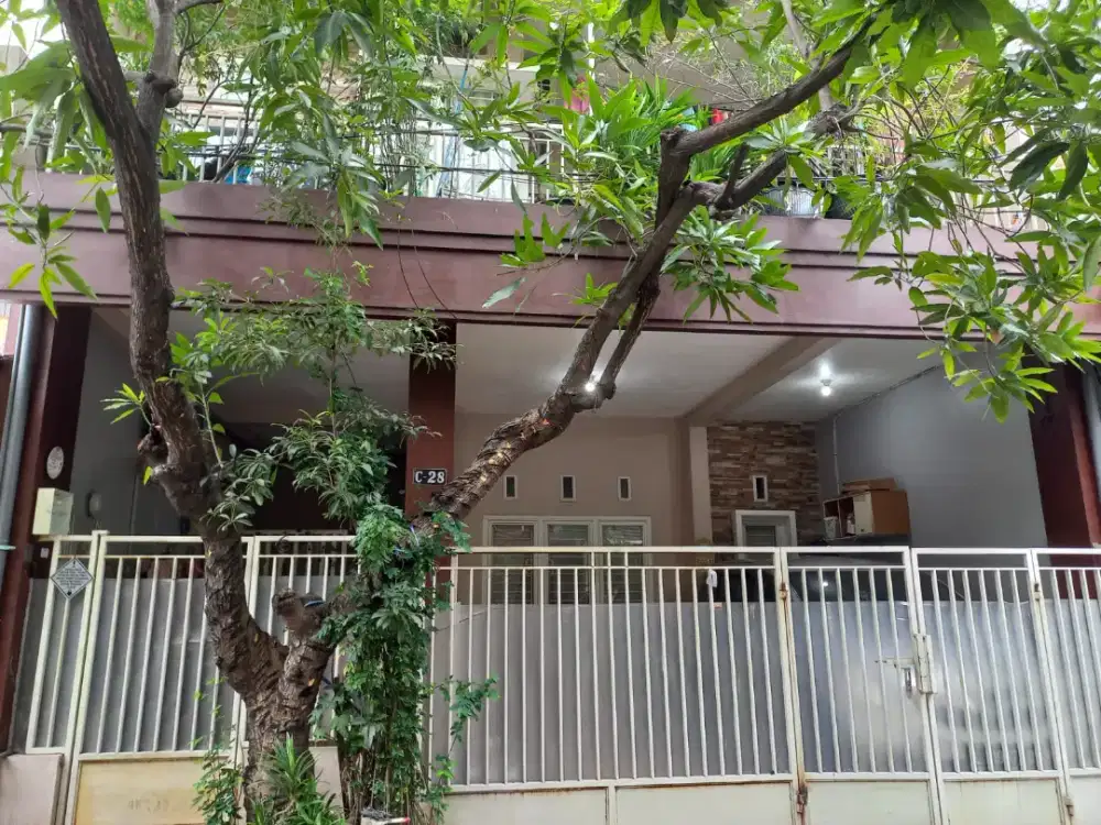 Jual rumah karah
