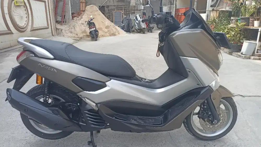 Yamaha NMAX tahun 2015.