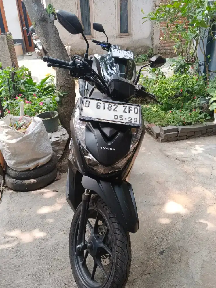 Honda Beat street mulus dan terawat