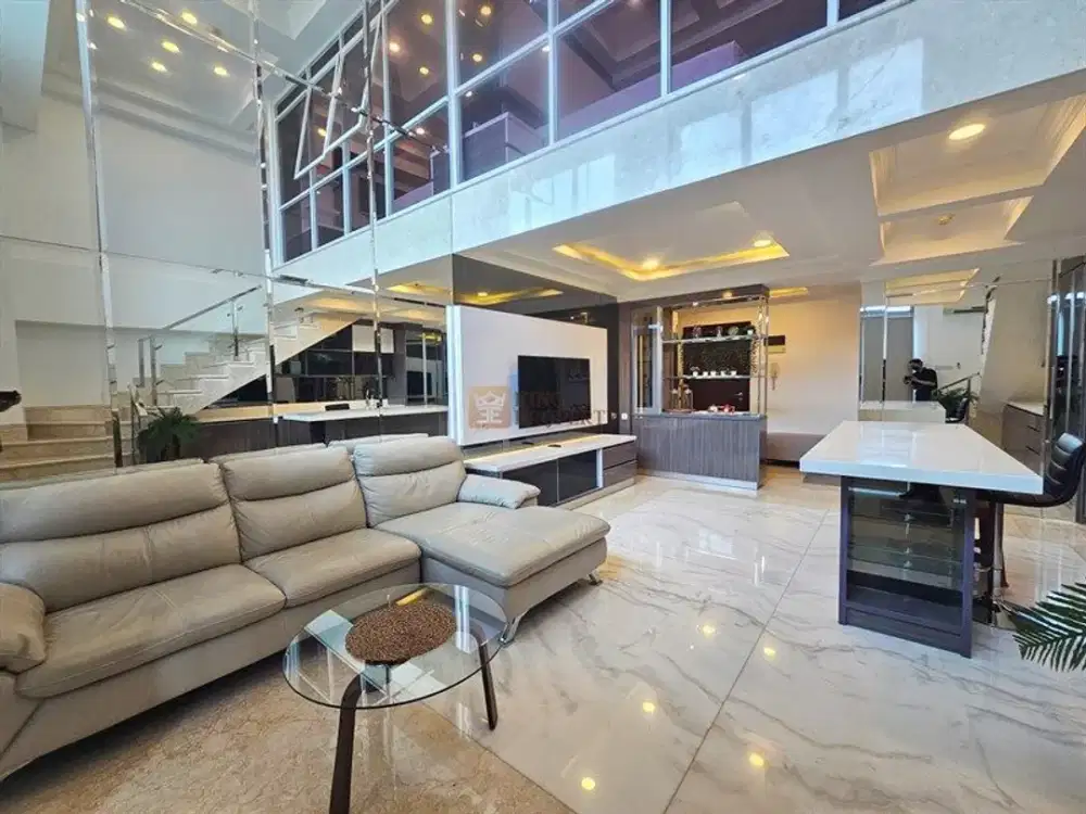 Apartemen Mewah dengan View Kota – Nyaman & Eksklusif , Dijual Apartemen 2 Lantai Di Neo Soho Furnish Bonus new design interior seharga 1M