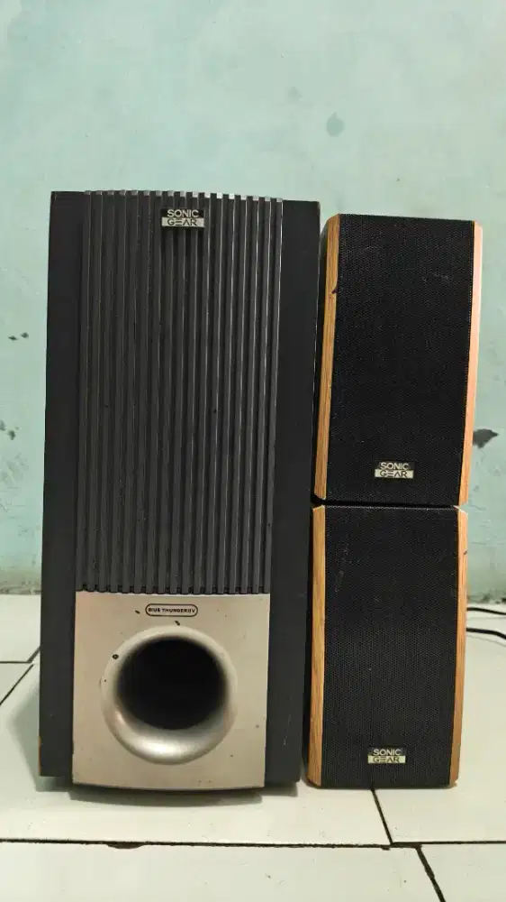Speaker Sonicgear Blue Thunder