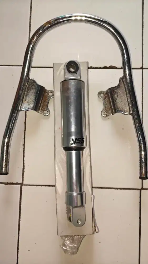Shockbreaker belakang merek YSS