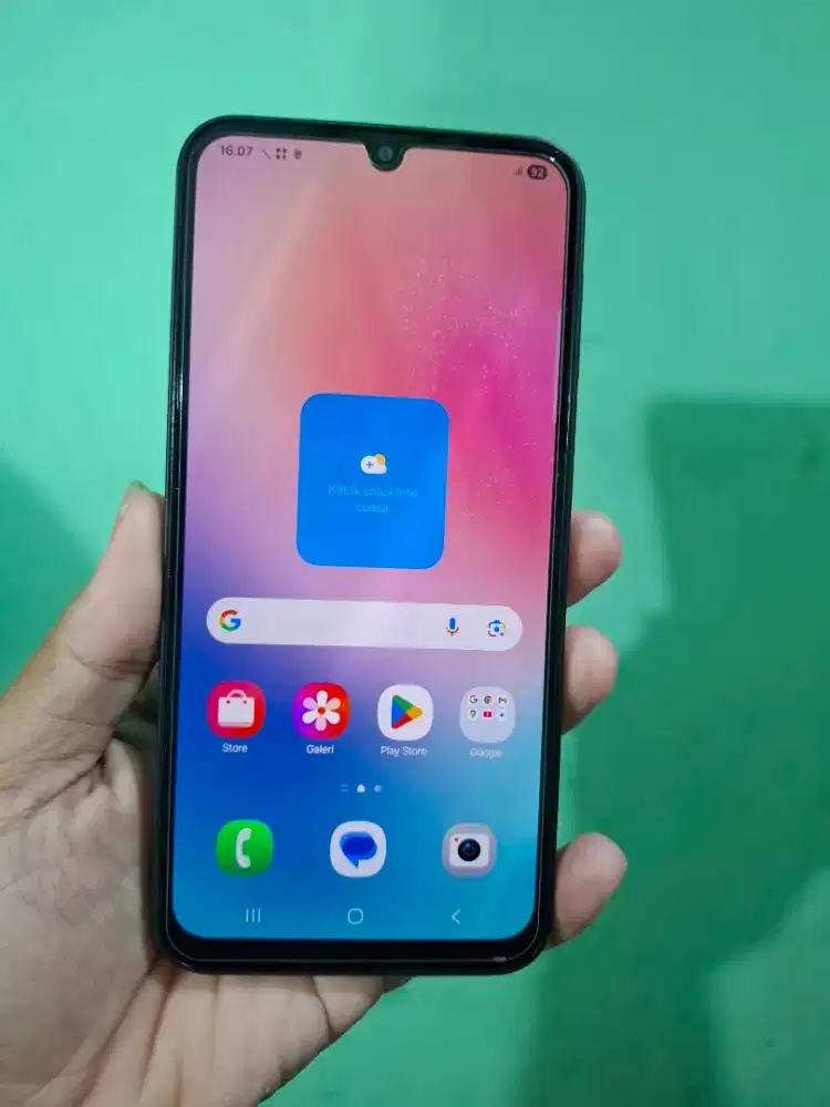Samsung a24 ram 8+8/128 mulus orian