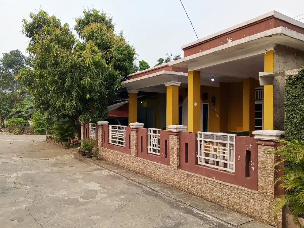 Dijual rumah di perumahan griya asri ratu sianum