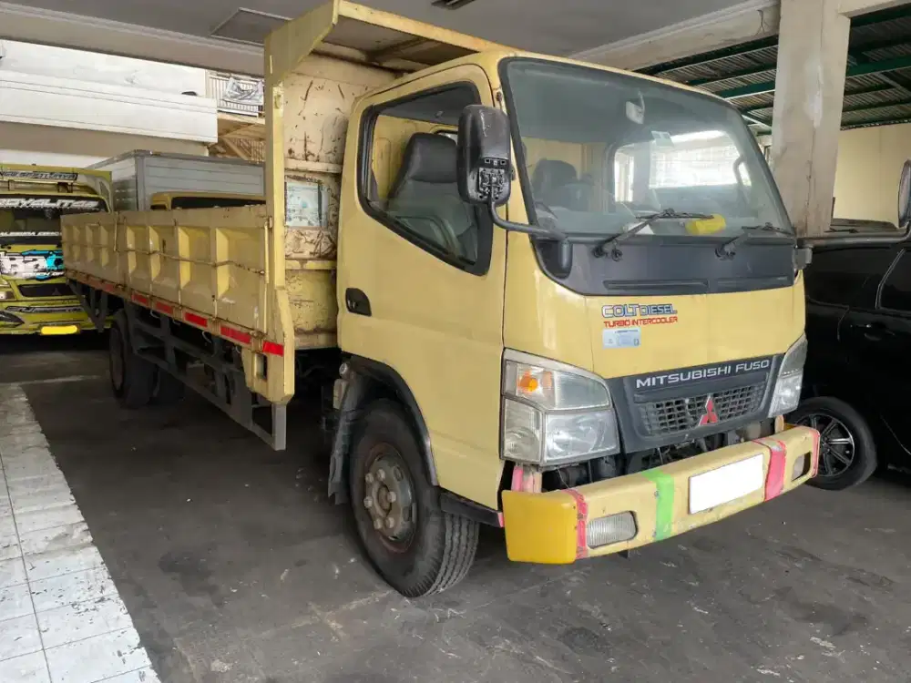 Mitsubishi Colt Diesel FE75 SHD 6 Roda Bak Long Chasis 2011