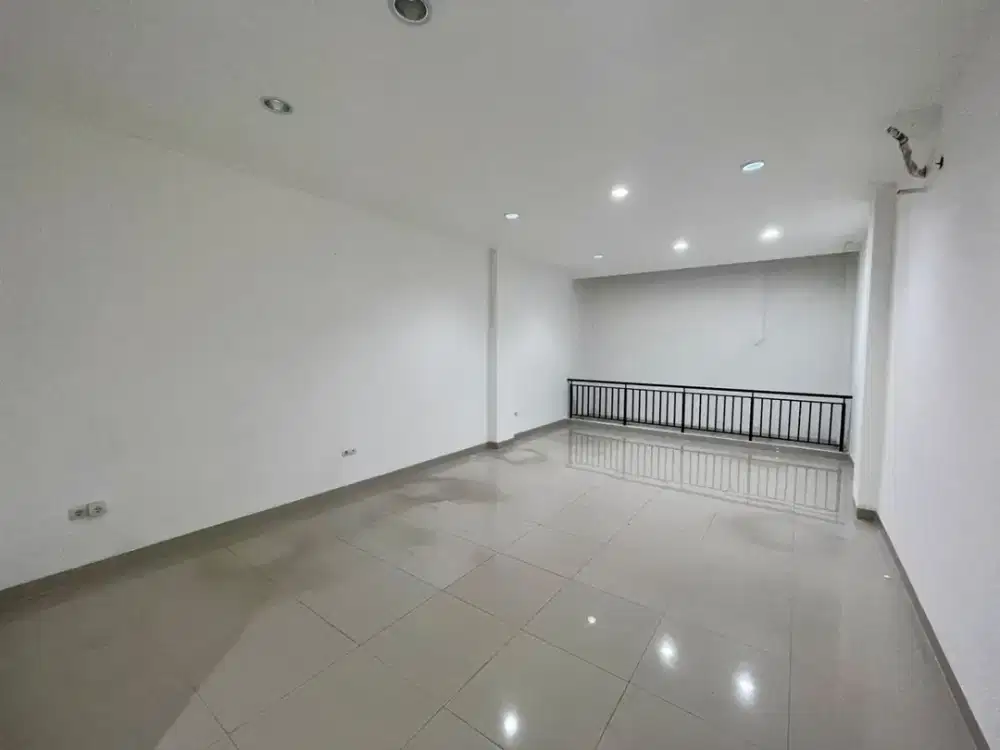Di sewakan murah ruko shibuya pik 2