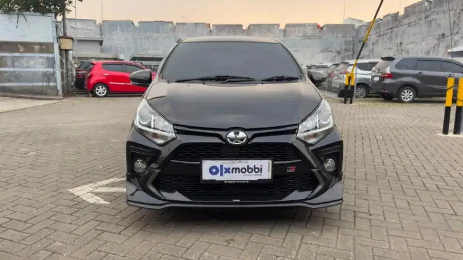 KM Rendah - Toyota Agya 1.2 GR Sport Bensin-AT 2023