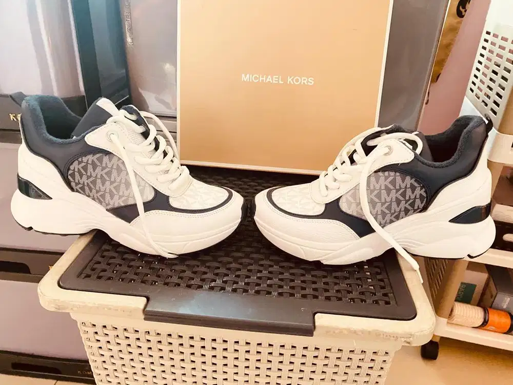 Michael Kors katrina wedge trainer