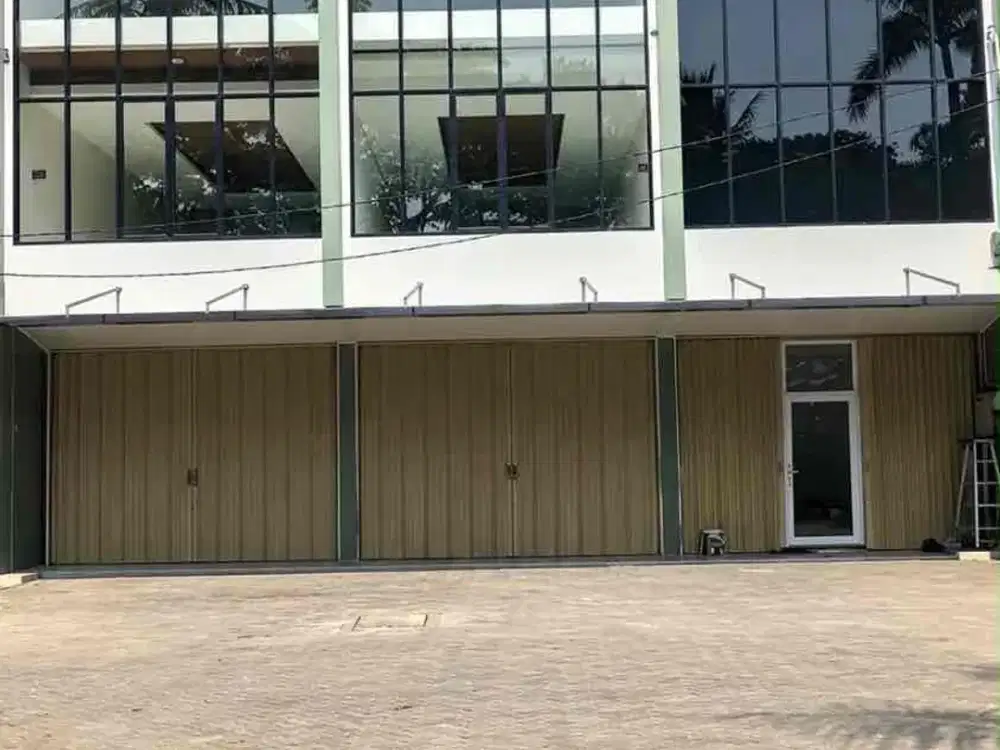 Dijual ruko strategis bangunan baru di cinere depok