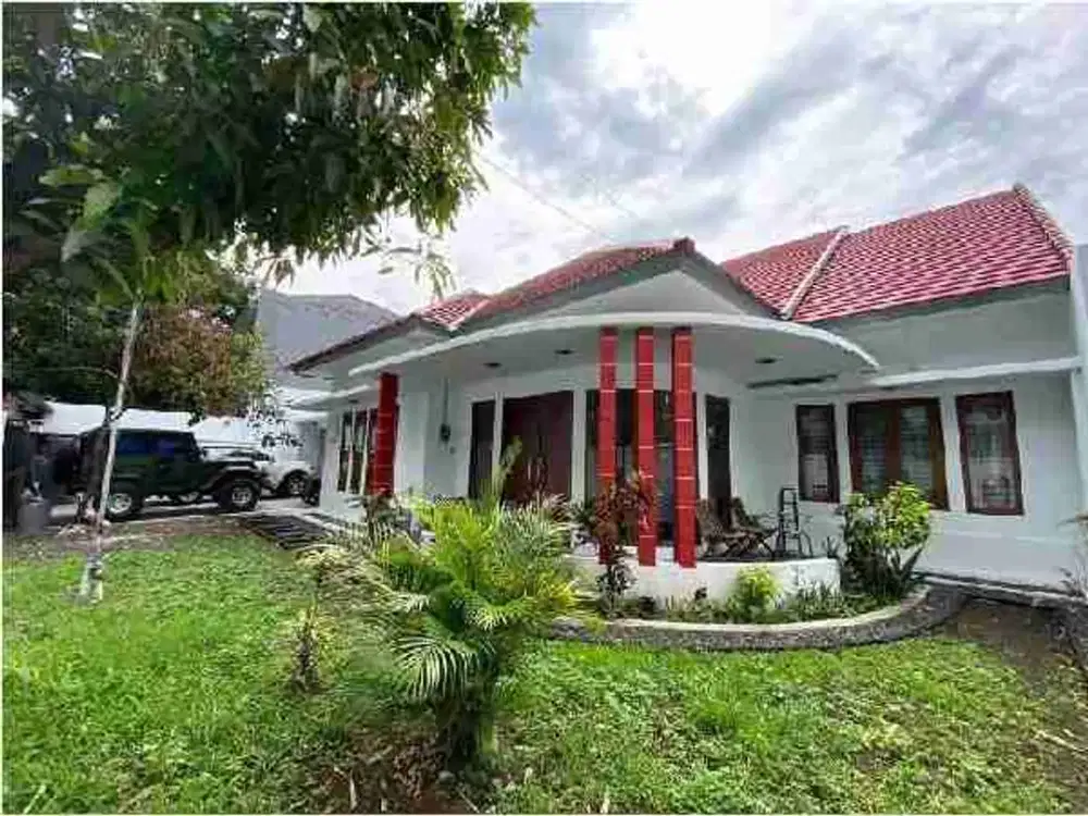 Dijual Rumah Lokasi Premium di Sayap Pelajar Pejuang, Dekat Gatot Subroto