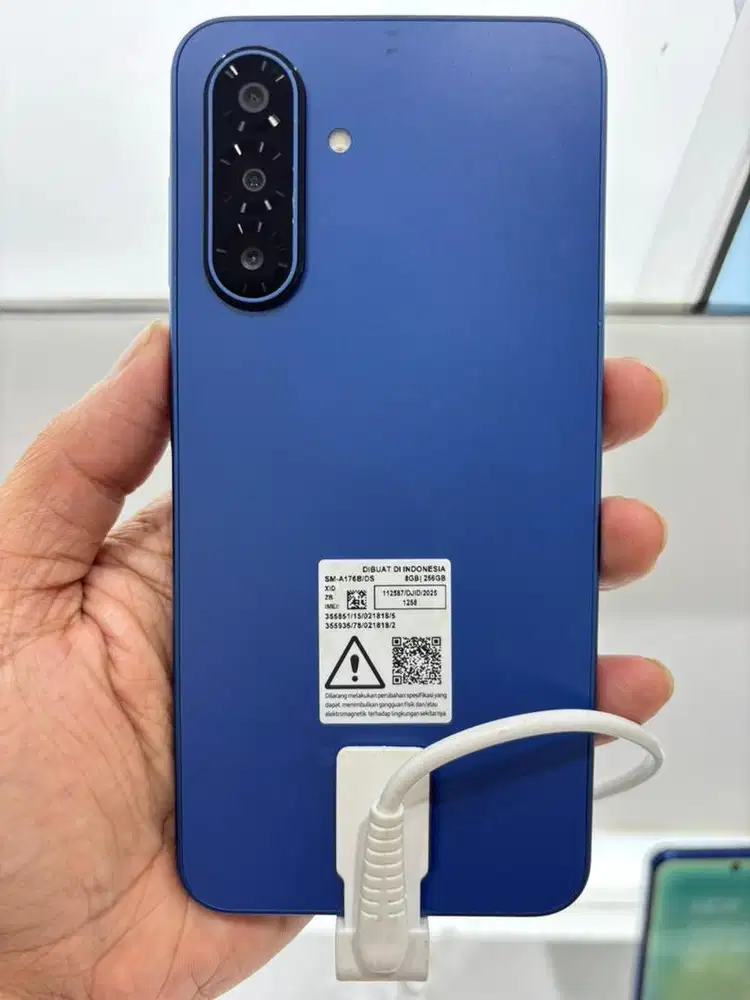Samsung A17 8/256