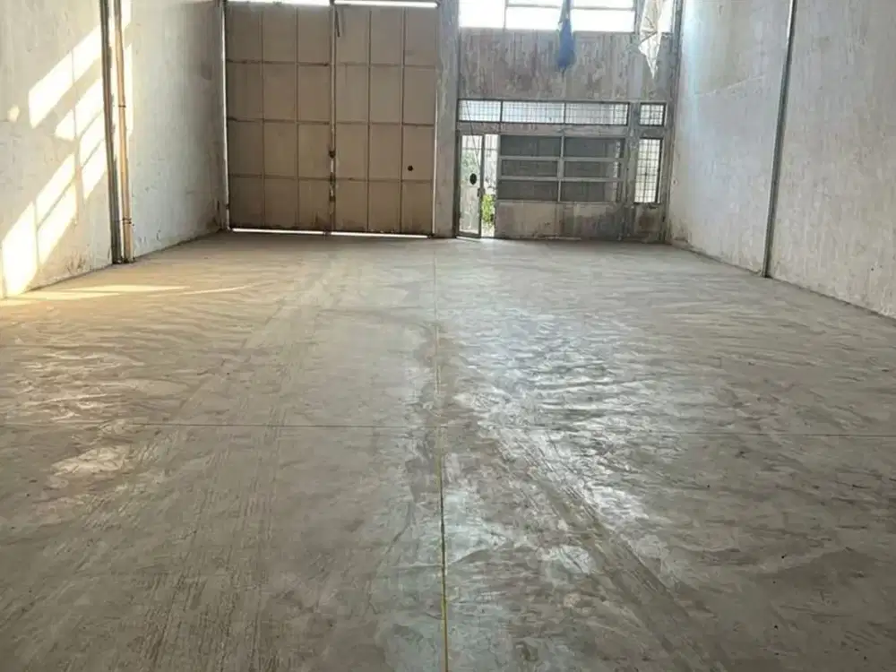 DISEWAKAN GUDANG Kamal bisnis center