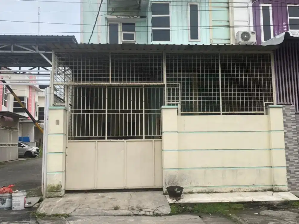 DIJUAL CEPAT TOWNHOUSE SIAP HUNI DI ROYAL SULUH REGENCY!