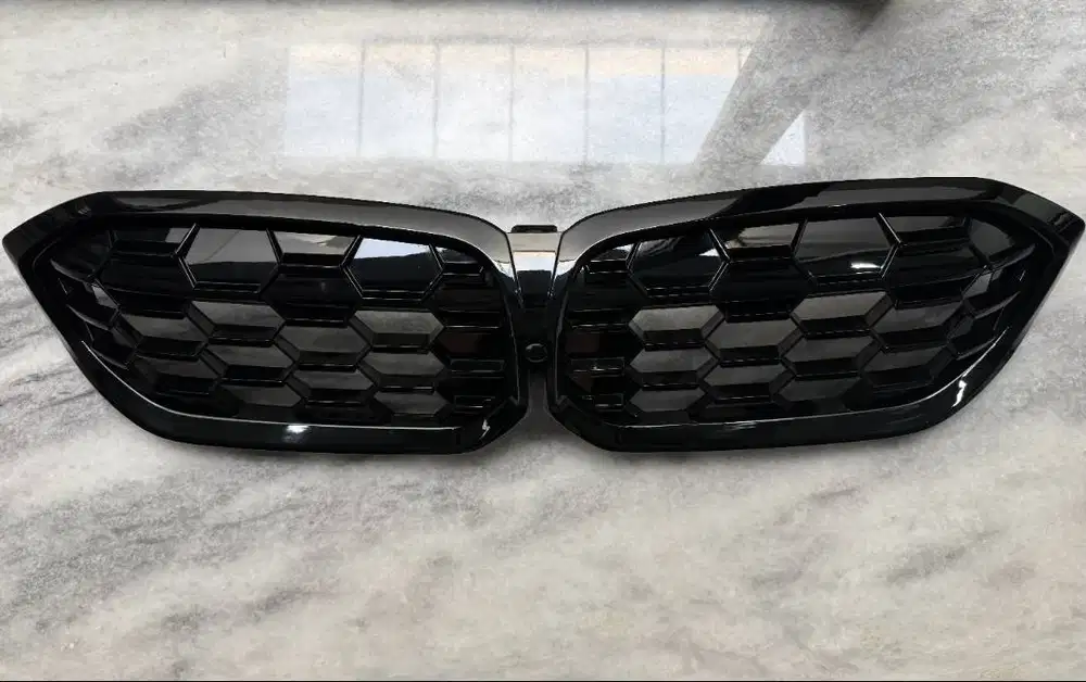 Grill BMW 3 Series model M340i