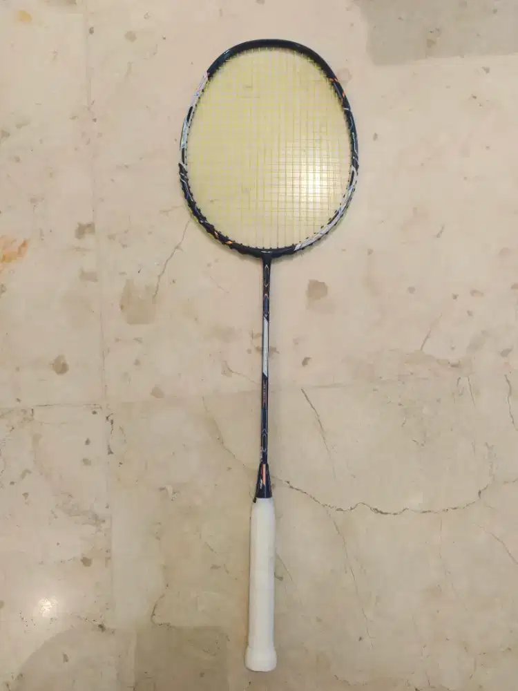 Raket Felet Hypermax + senar yonex Exbolt 63