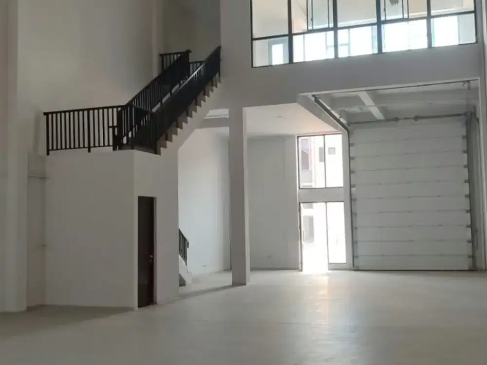 DISEWAKAN GUDANG BIZPARK PIK 2