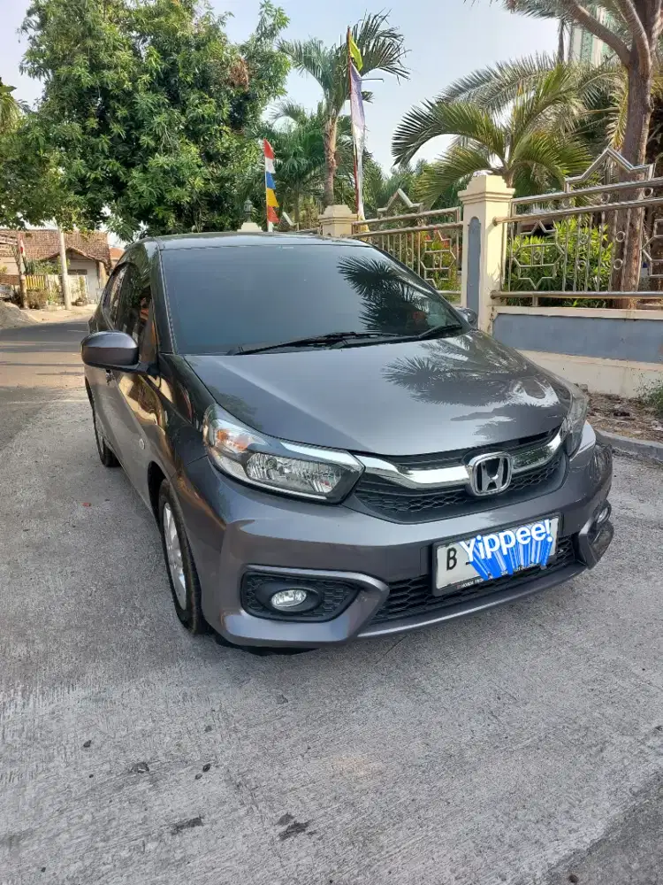 Brio Satya E CVT Low KM Milik pribadi