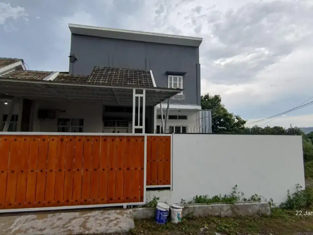 Rumah rasa villa di Meteseh Tembalang