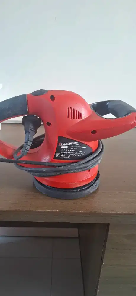 Black & Decker Car Polisher KP600 – Mesin Poles Mobil