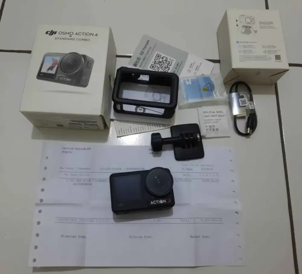 DJI Osmo Action 4 standard combo kondisi like new lengkap
