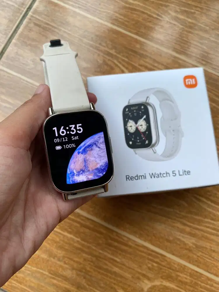 Jam Redmi Watch 5 Lite