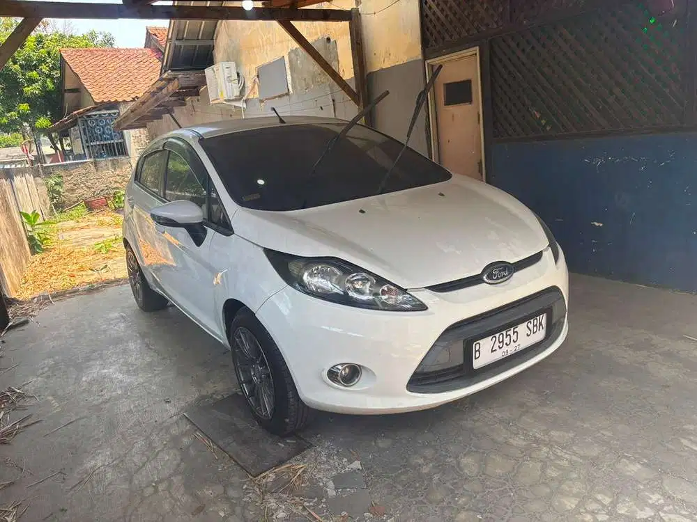 Ford Fiesta 2012 Bensin