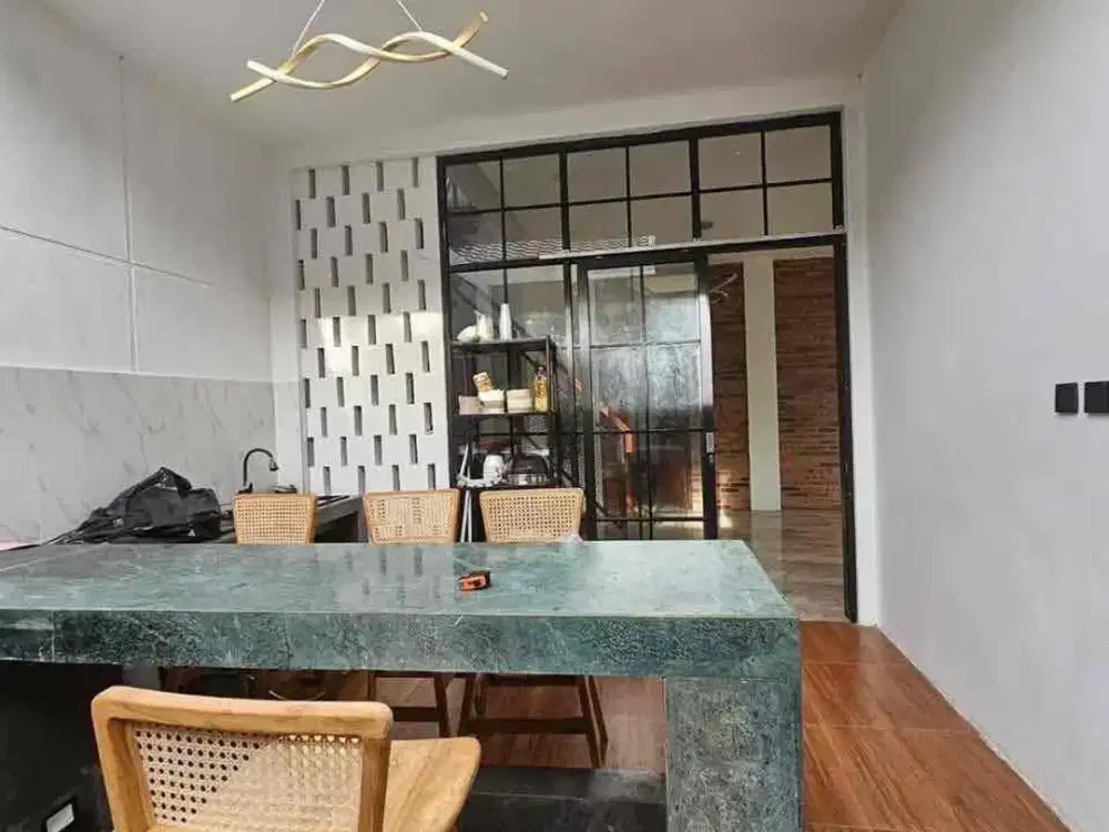 Dijual rumah strategis di jatiasih kota bekasi