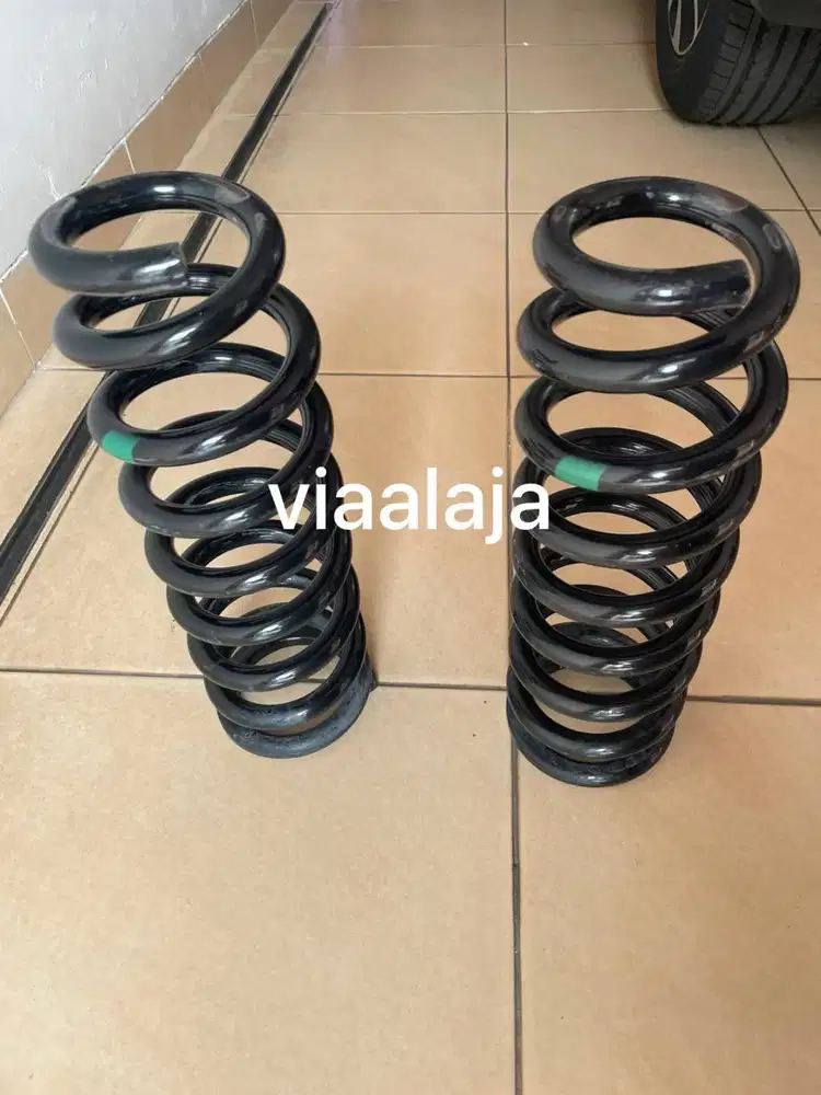 JUAL SHOCKBREAKER + PER KEONG TOYOTA FORTUNER VRZ ORI