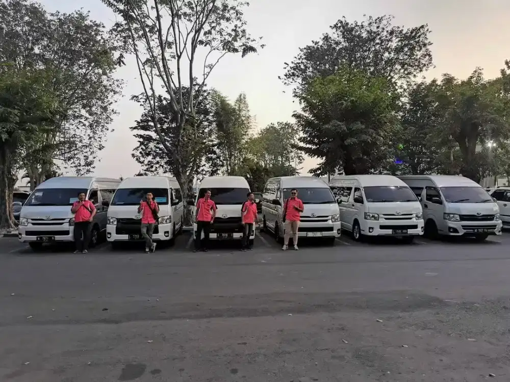 Sewa Mobil dan Tour Surabaya
