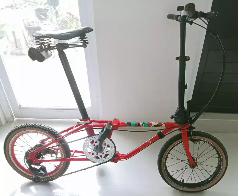 Sepeda lipat klasik Dahon d bike, uk. '16
