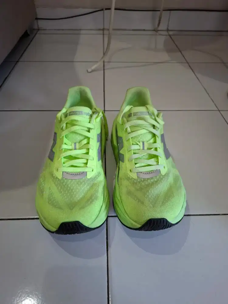 Sepatu New Balance Running