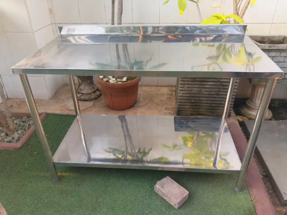 Meja stainless bisa buat kompor dll