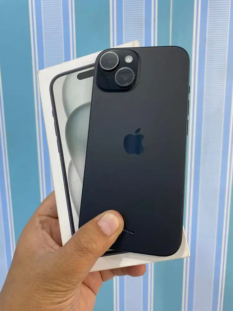 iPhone 15 128Gb Resmi iBox Mulus Fullset Original Tinggal Pakai aja