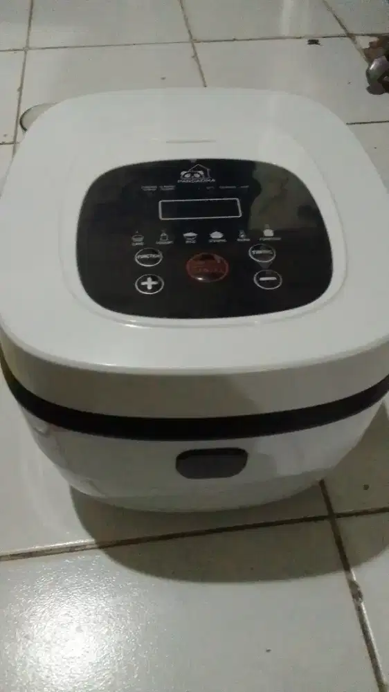 Rice cooker alat masak nasi
