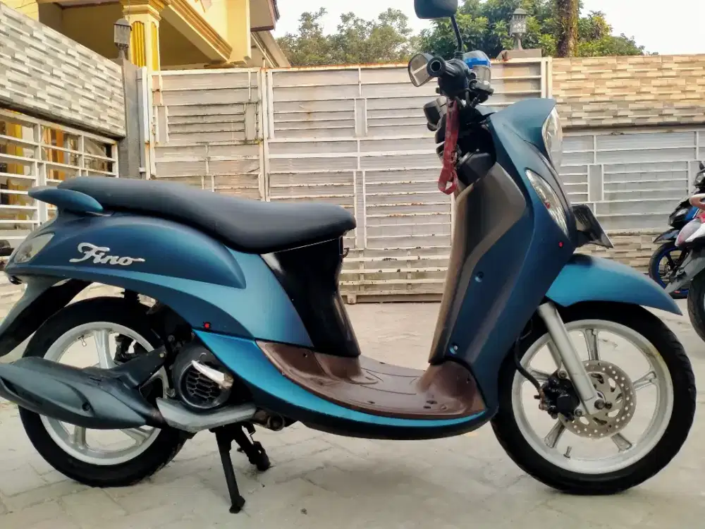Yamaha Fino grande 125 lengkap motor sehat keterangan detail dibawah