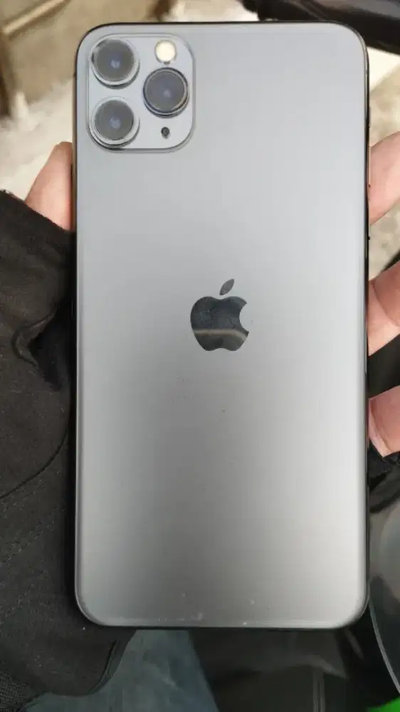 Jual iphone 11 pro max bekas