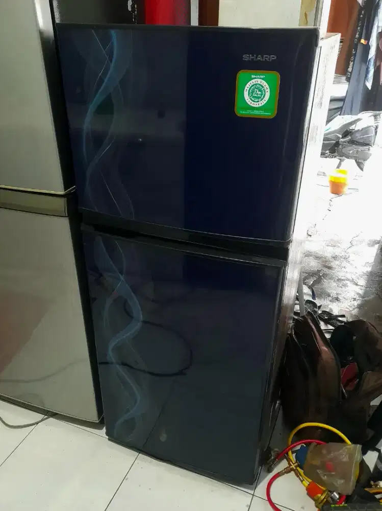 Kulkas 2 Pintu SHARP