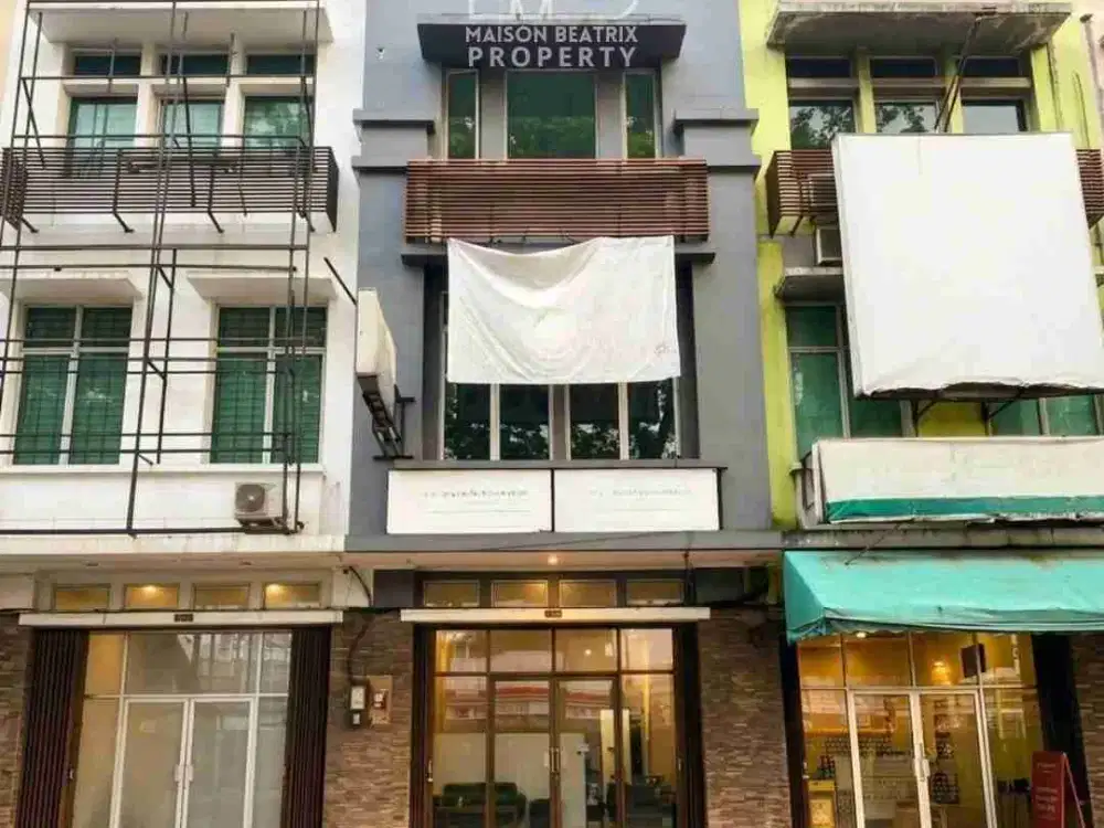 di jual cepat ruko 3 lantai