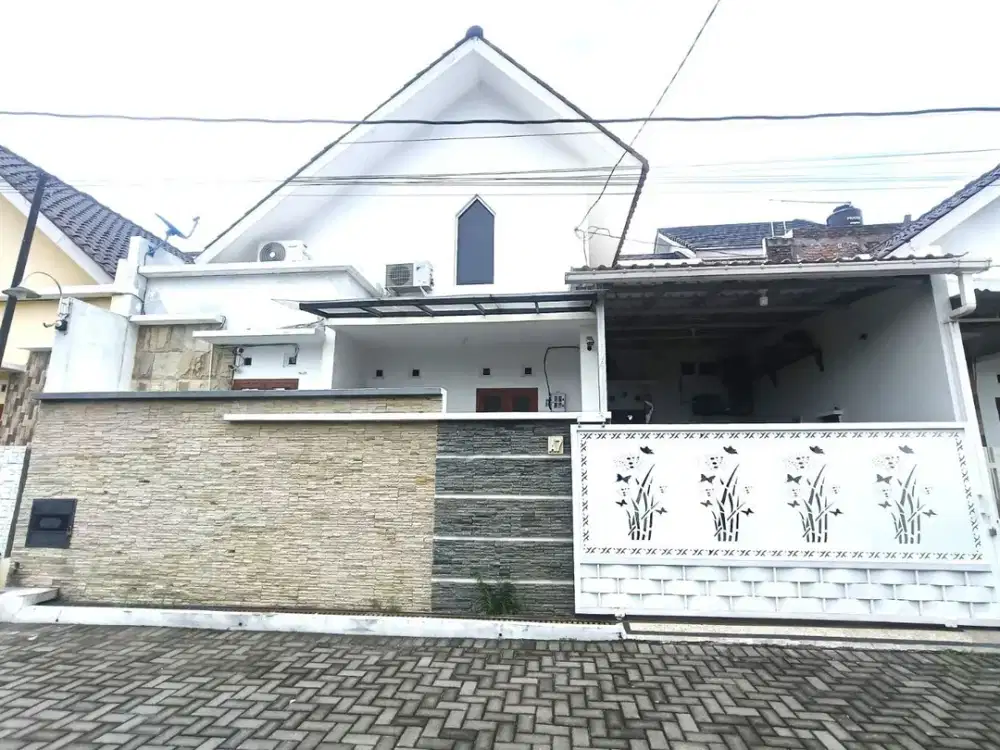 Rumah Furnish Posisi Dekat Kampus UIN dan UMS Serta Superindo