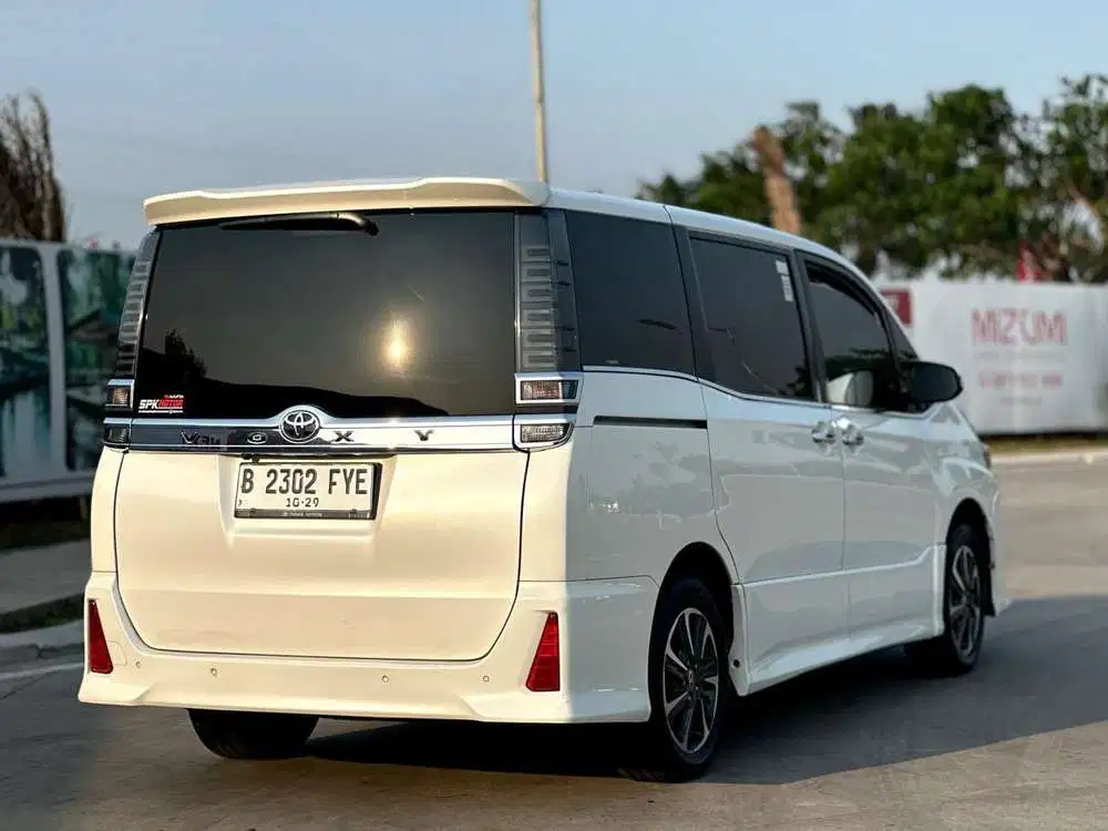 Toyota Voxy 2019 Bensin