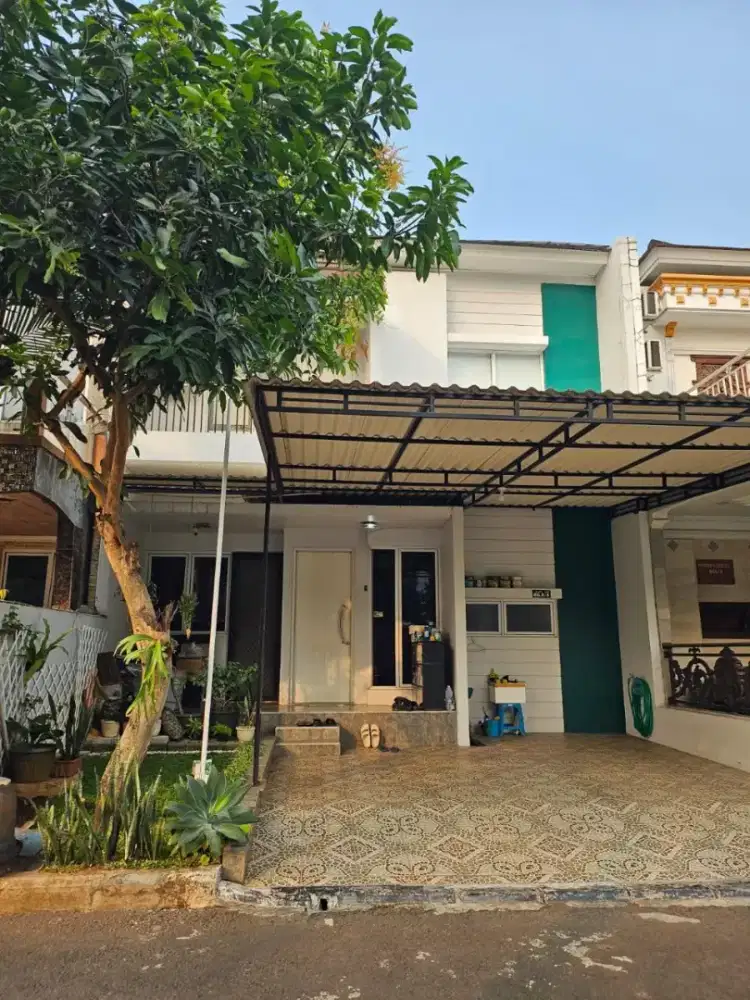 Di Jual Rumah Lokasi Grand Wisata Bekasi