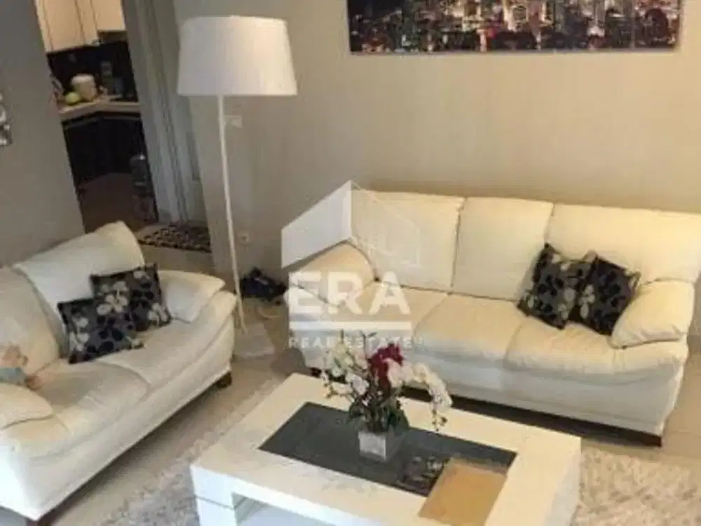 Dijual Cepat Rumah Hoek Prestisius di Cluster Summarecon Bekasi