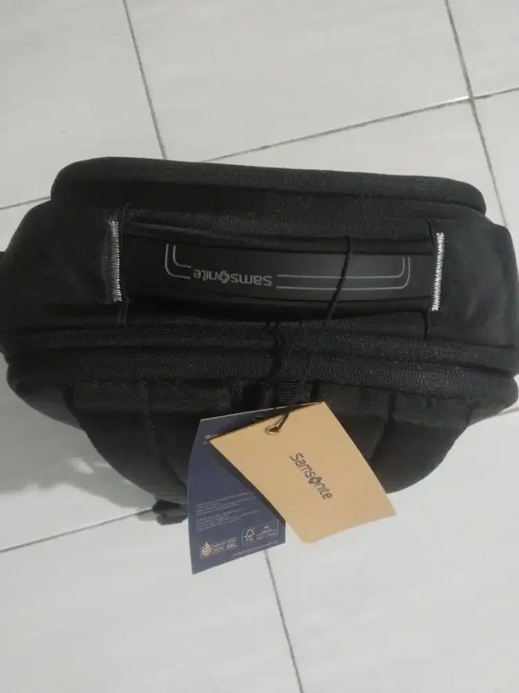 Tas kerja/ Tas laptop Samsonite