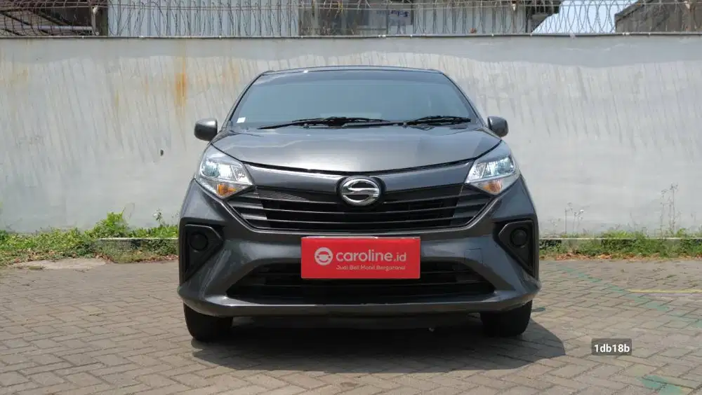 DAIHATSU SIGRA M 1.0 MT 2024 Abu-abu