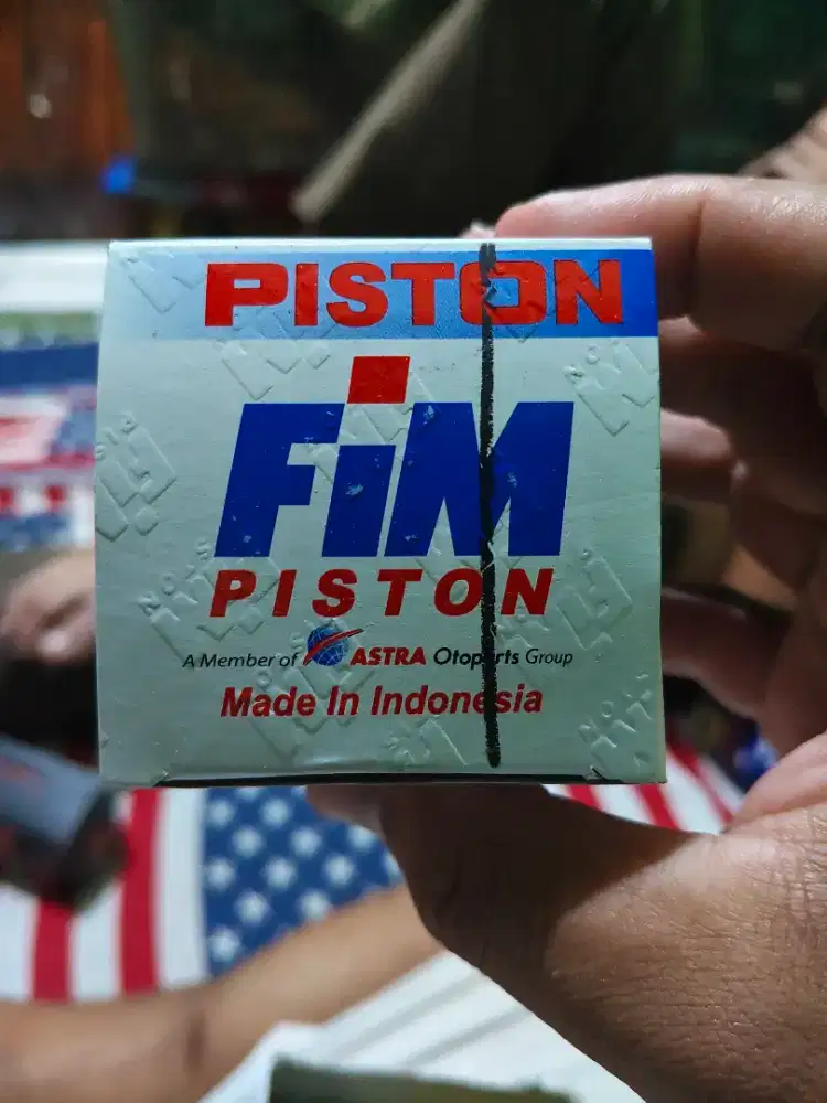Piston kit set baru