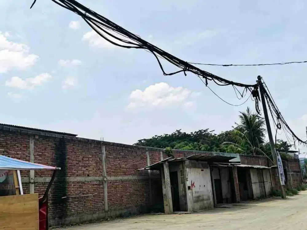 Dijual Tanah LT 2100 m2/Pinggir Jalan Raya Kalimalang Bekasi Selatan