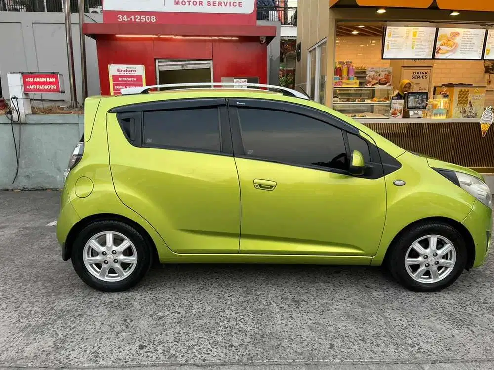 Chevrolet Spark 2011 Bensin